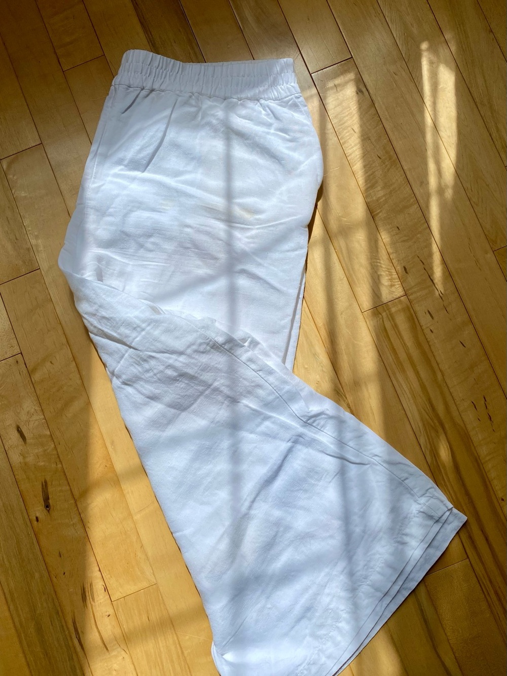 H&M White Linen Blend Cropped Pants